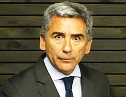 Carlos Peña Rector UDP y la crisis de las Isapres.
