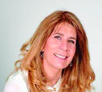La gran tarea de Ximena Rincón para reunir firmas  para ir a las primarias de Chile Vamos