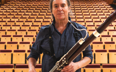 Obra de Nelson Vinot, solista en fagot de la orquesta La Sinfónica Nacional celebra los 183 años de la U. de Chile trayendo de regreso “Tierra Sagrada”