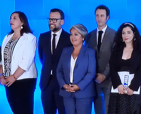 El debate de ANATEL, resultó fatal para la candidata comunista Jeannette Jara