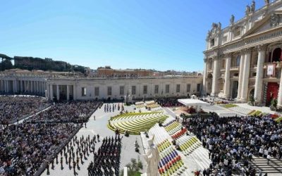 Urbi et Orbi, el Papa: Que callen las armas y cambien los corazones