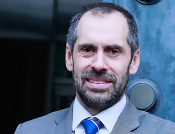 Ex ministros de Hacienda y economistas critican  A.C. en contra de Nicolás Grau